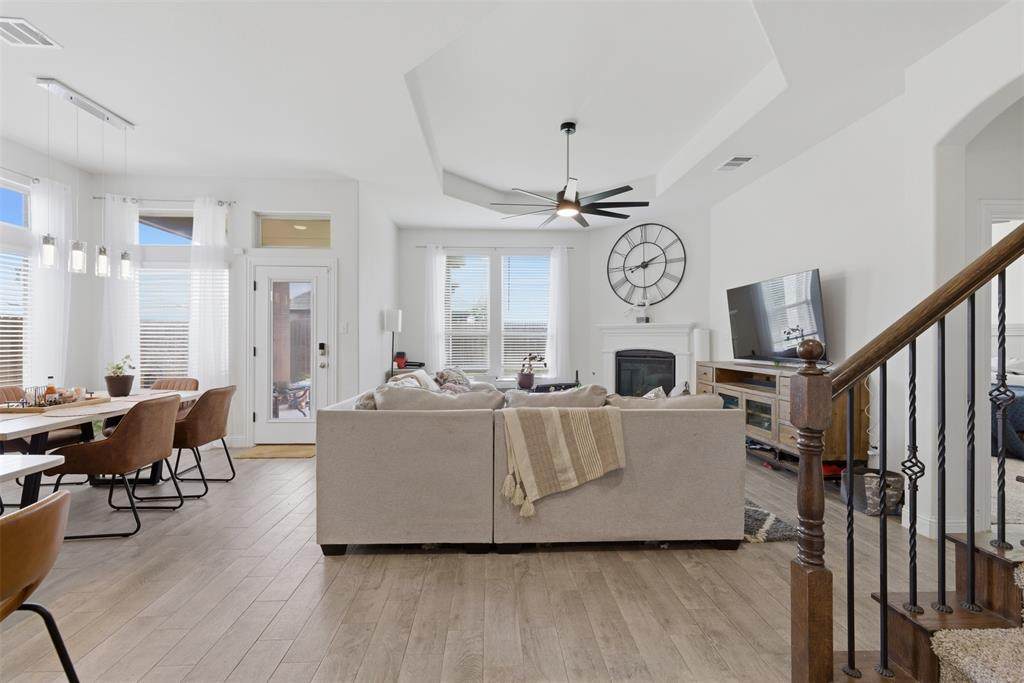 10916 Glover Lane - Photo 1
