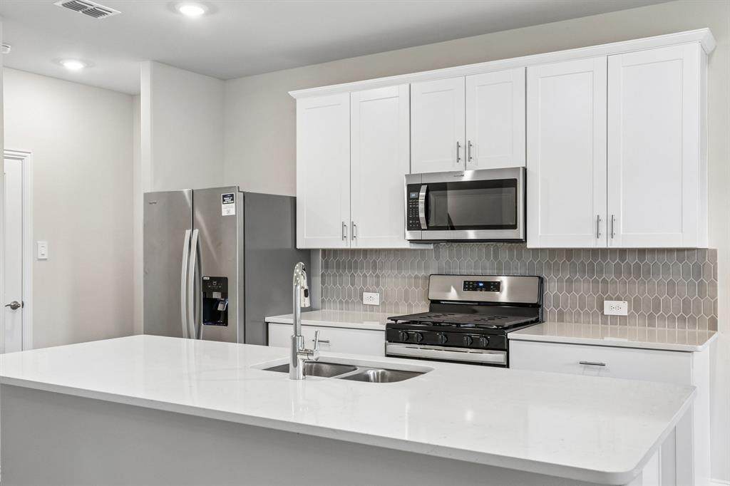 2209 Currents Road - Photo 1
