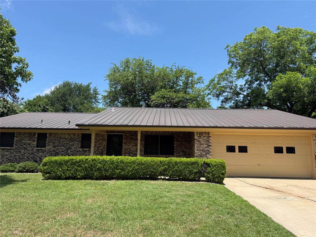 2545 Phelps Street - Photo 1