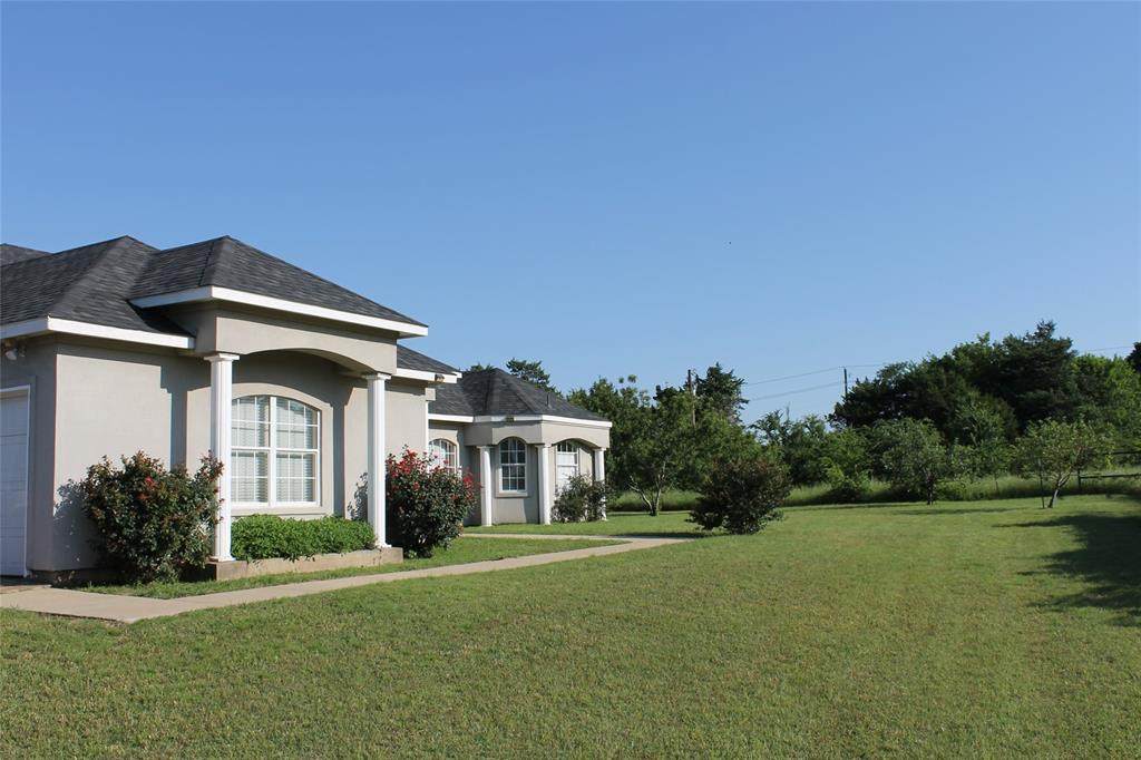 2220 Keefer Road - Photo 1