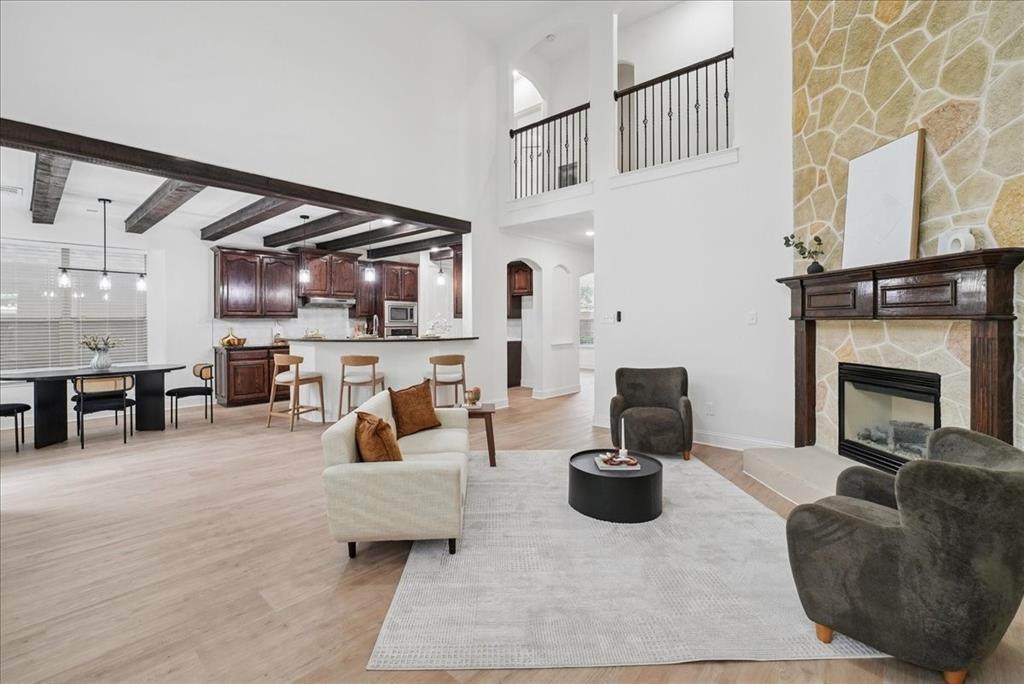 2407 Laguna Lane - Photo 1