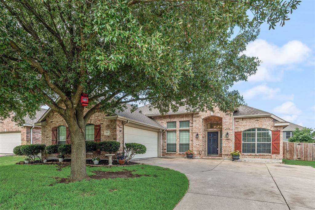 1022 Spinnaker Drive - Photo 1