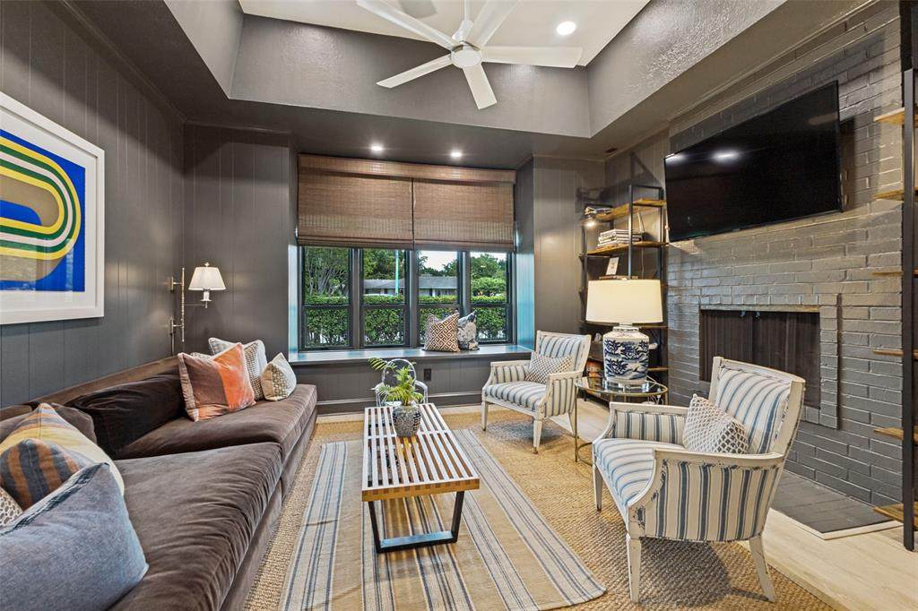 5820 Royal Lane - Photo 1