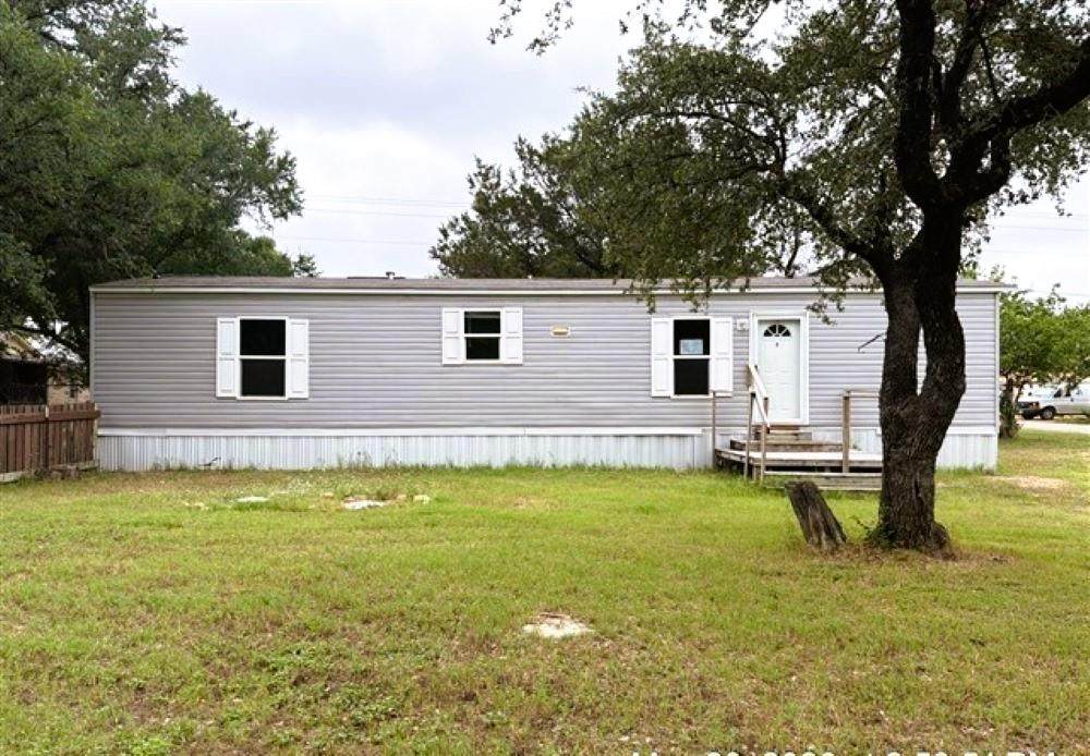 2802 Sycamore Court - Photo 1