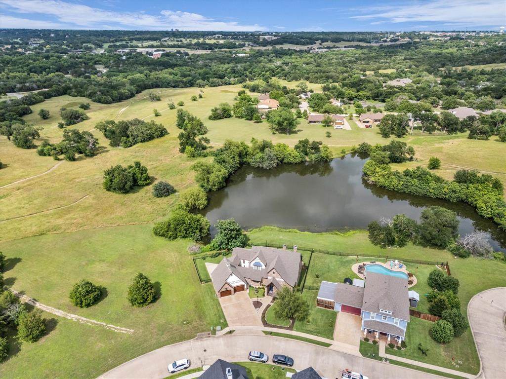 404 Charleston Park Drive - Photo 1