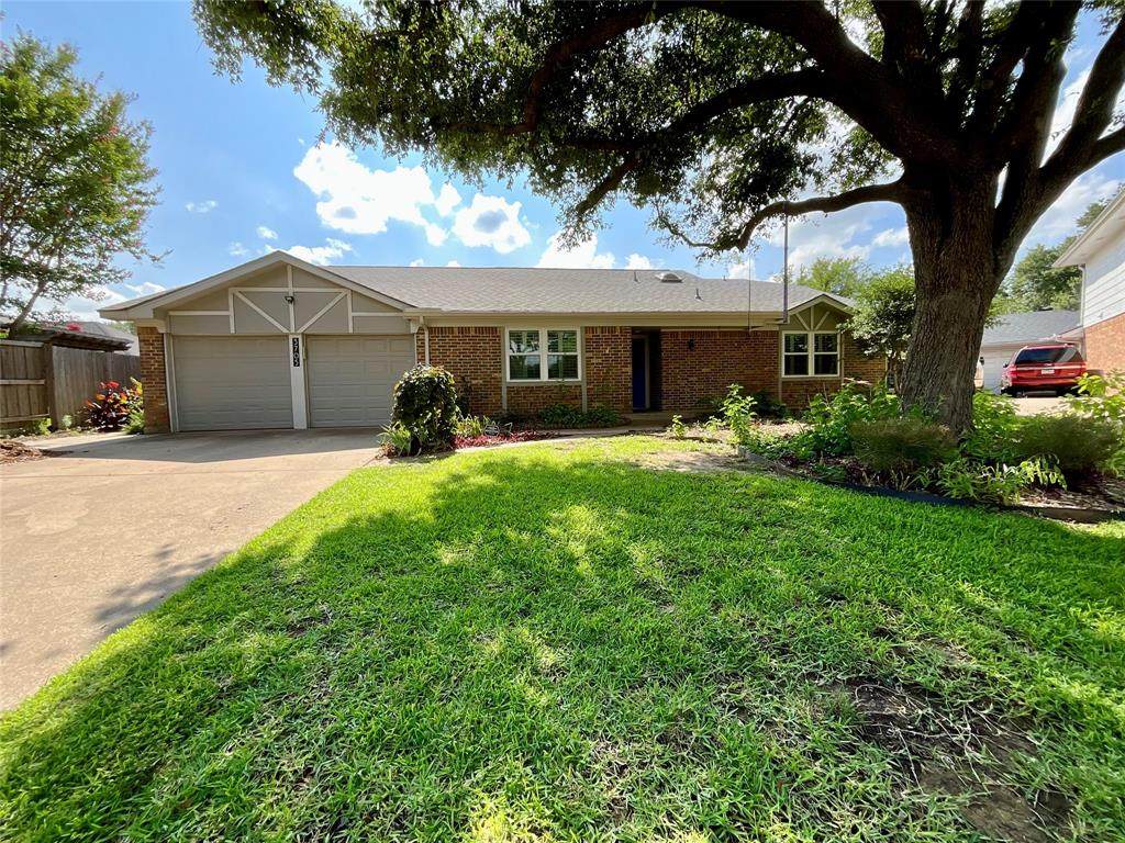 3705 Cobblestone Court - Photo 1