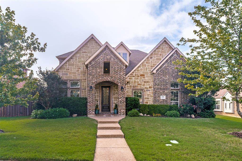 676 Princeton Way - Photo 1