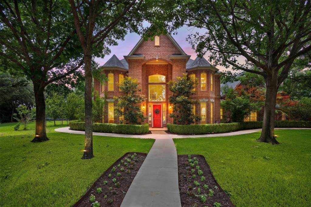 8 Park Place - Photo 1