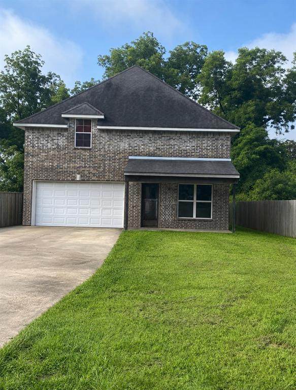 2114 Pine Street - Photo 1