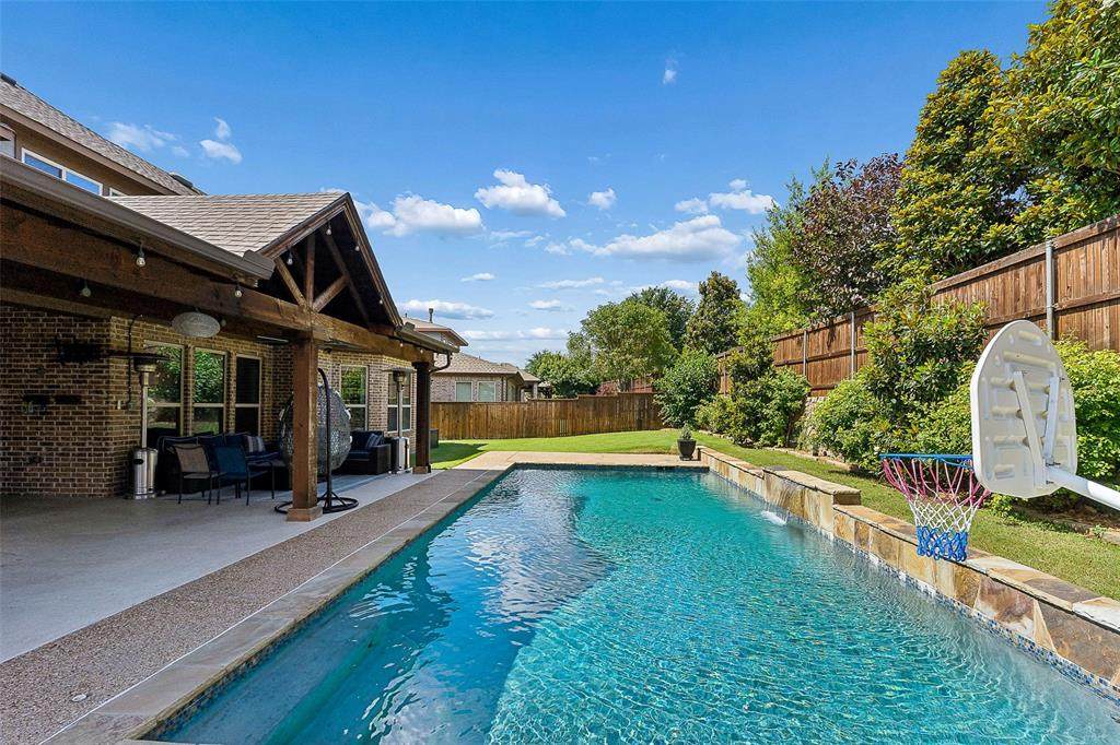 613 Teton Drive - Photo 1