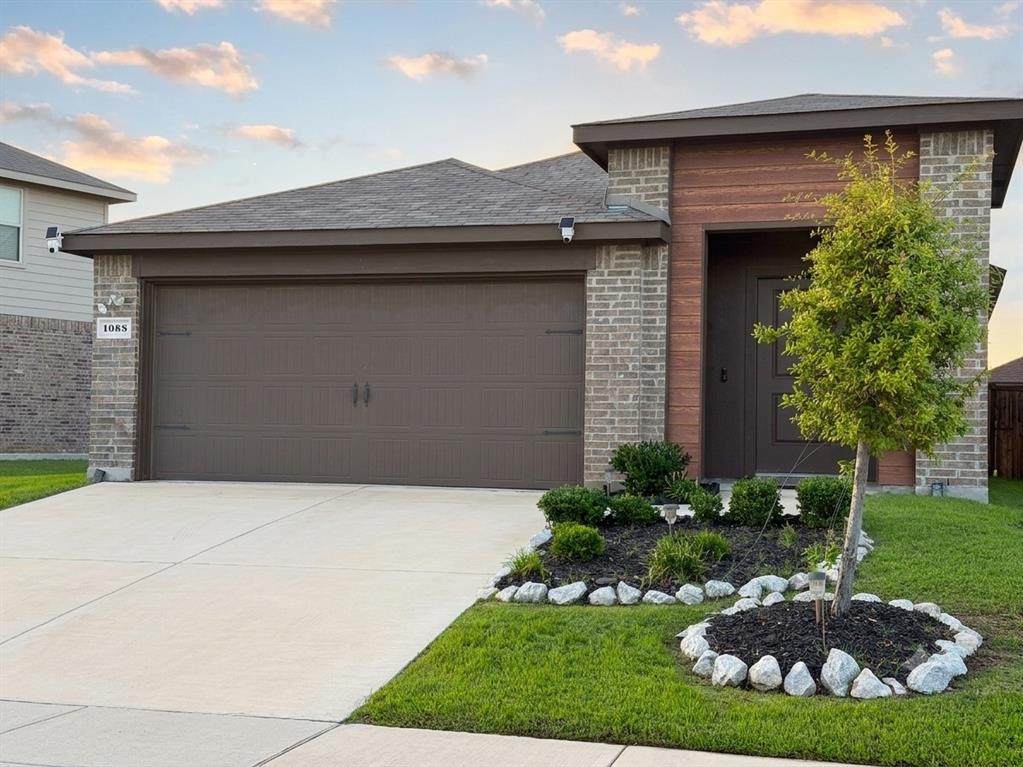 1085 Old Oaks Drive - Photo 1