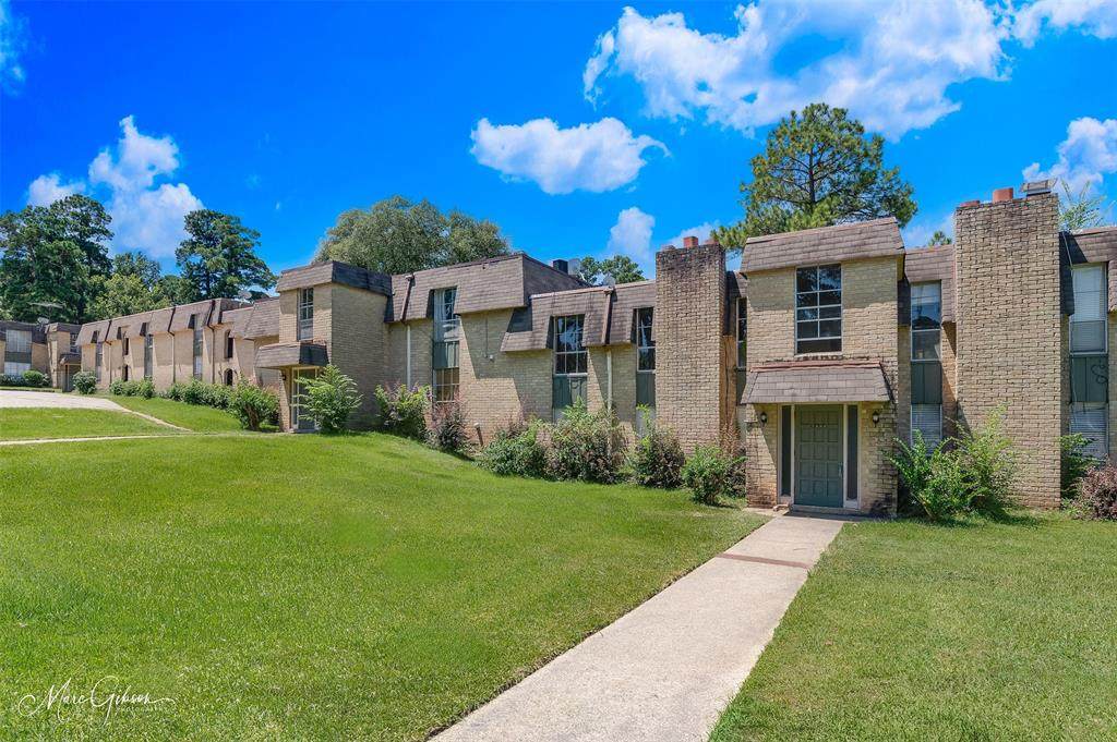 7000 Creswell Road - Photo 1