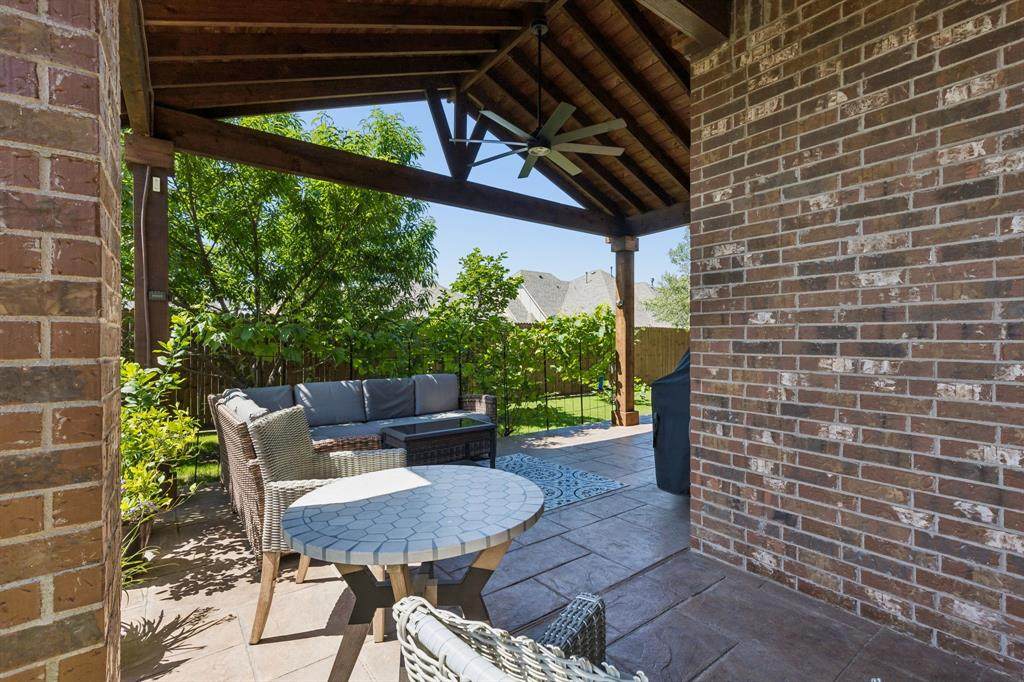 1333 Benavites Drive - Photo 1