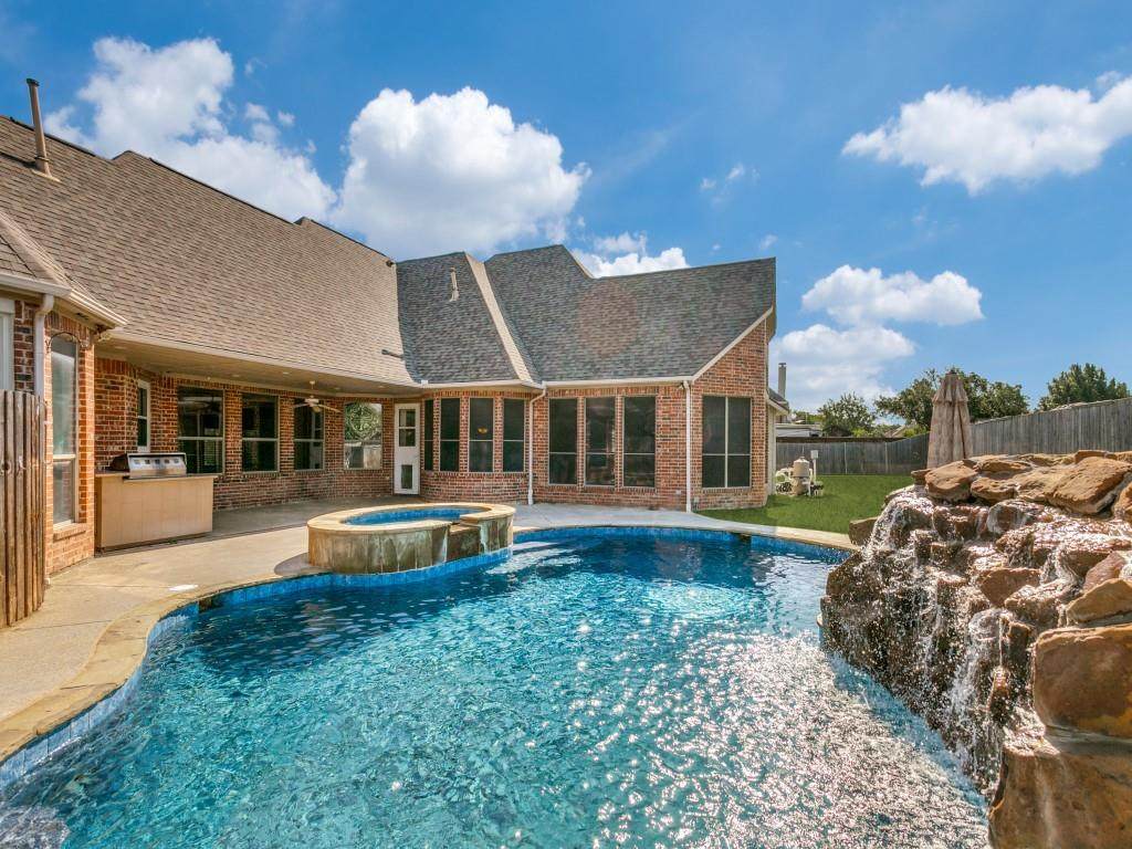 4304 Tree House Lane - Photo 1