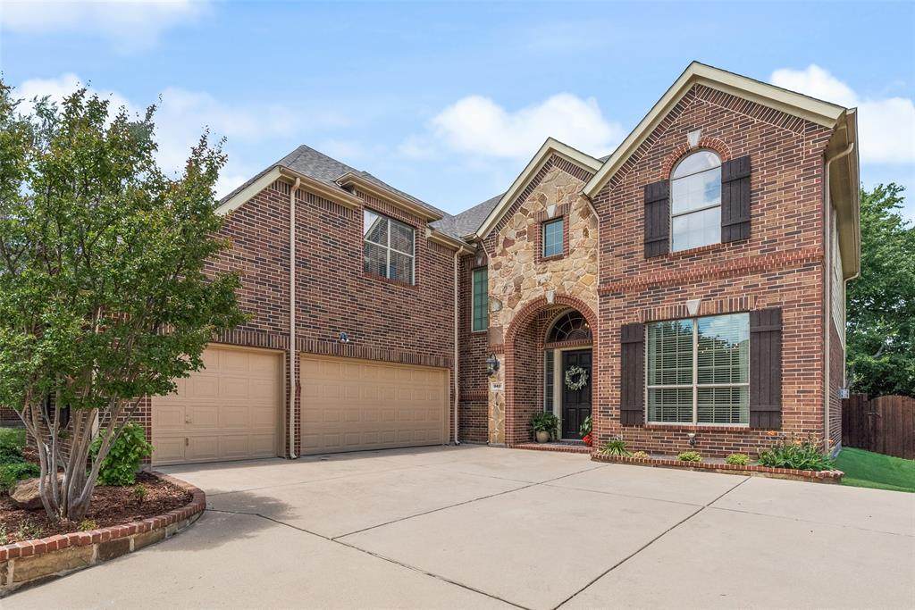 942 Redbird Lane - Photo 1