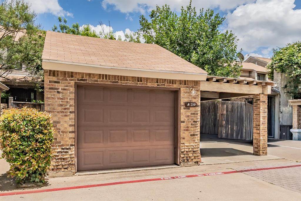 219 Shady Lane Drive - Photo 1