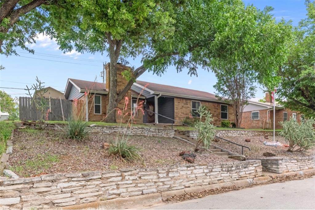 1205 Rusk Street - Photo 1