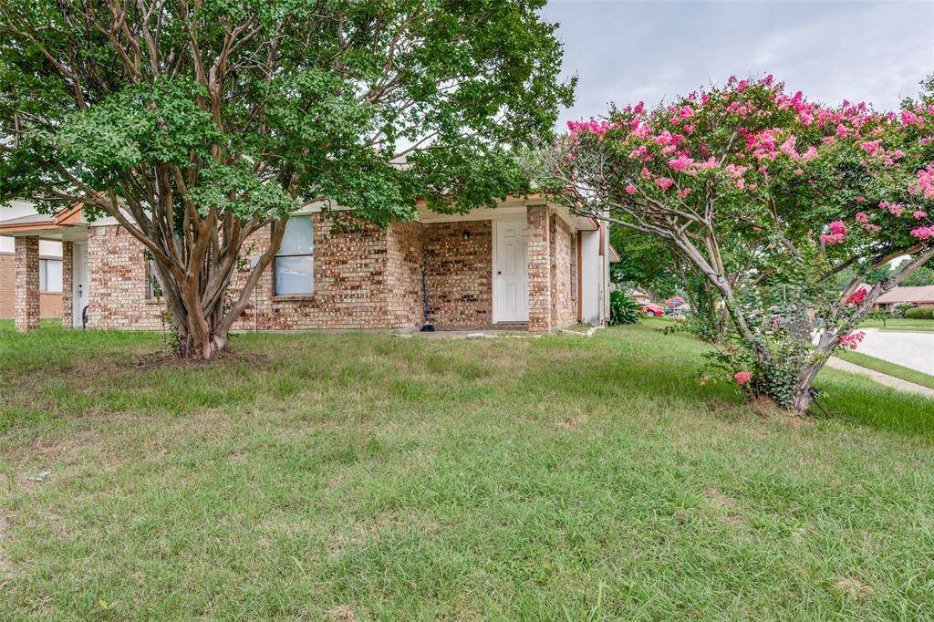 5431 Wild West Drive - Photo 1