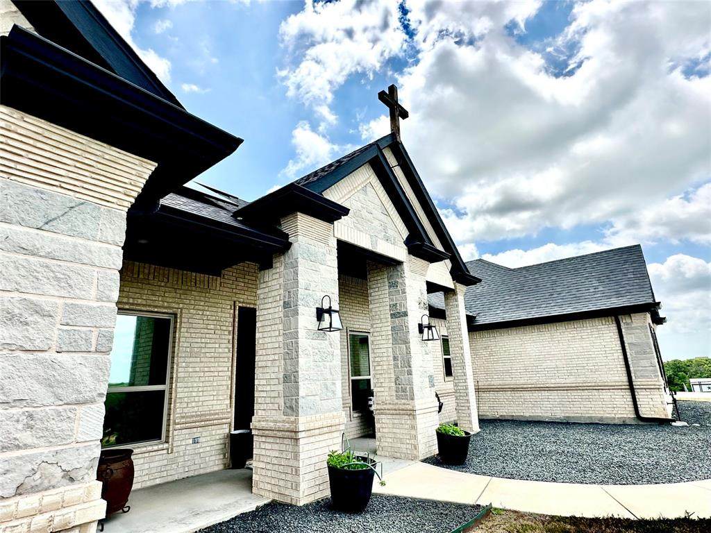 248 Scenic Wood Drive - Photo 1