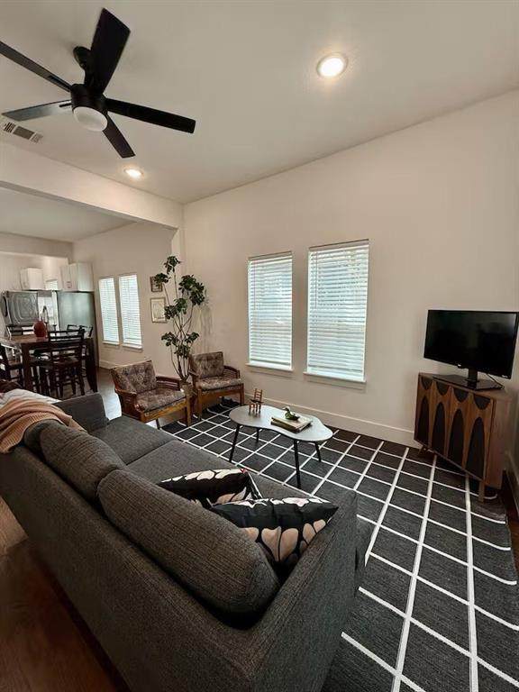 606 Woodard Street - Photo 1