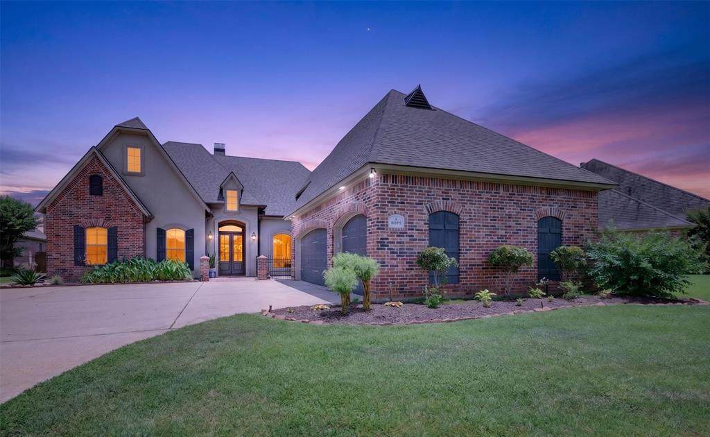 9573 Rochel Drive - Photo 1