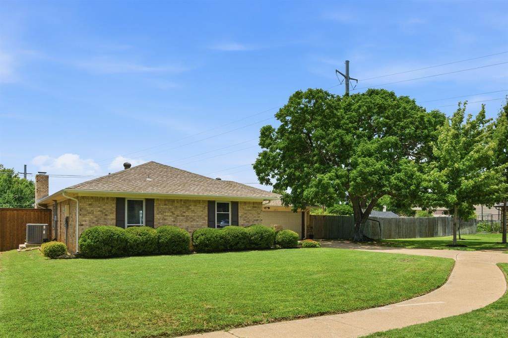 2915 Post Oak Court - Photo 1