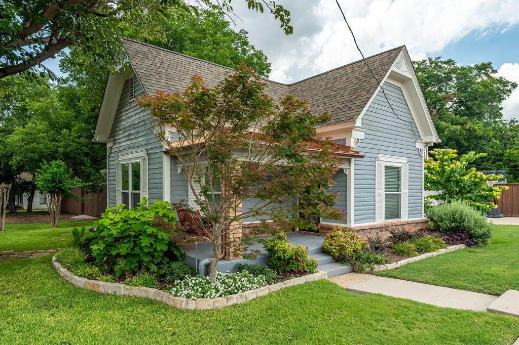 9121 6th Street - Photo 1