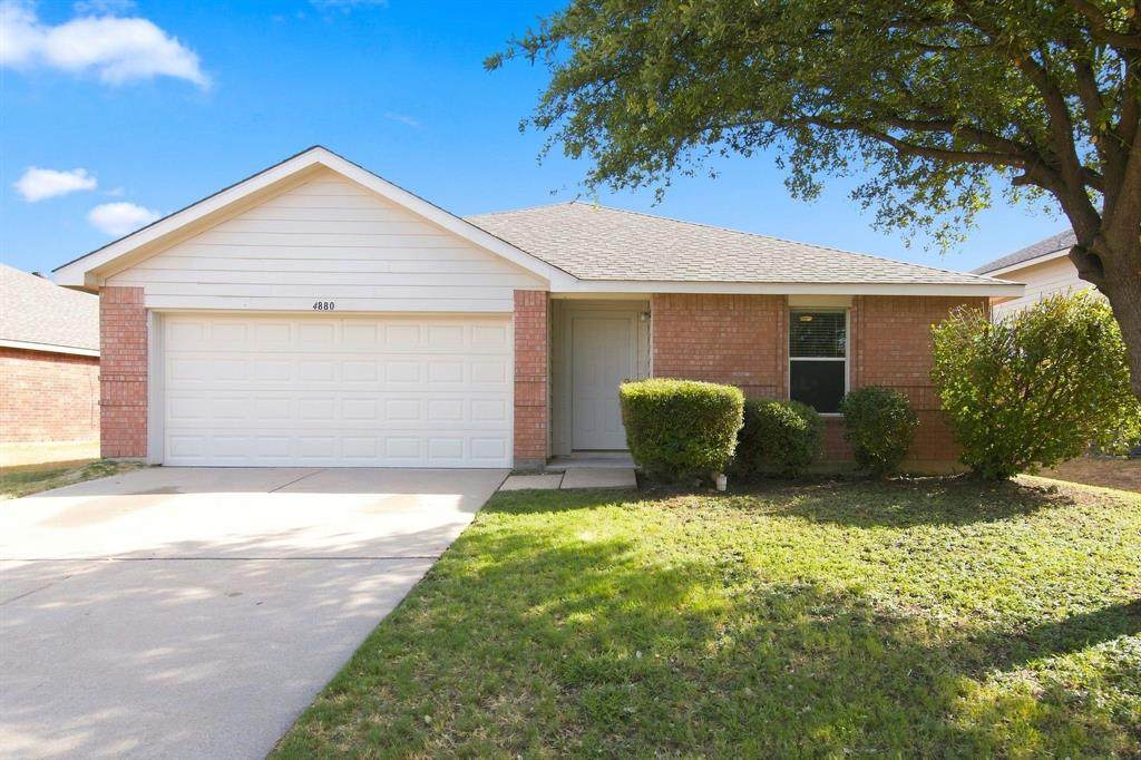 4880 Parkview Hills Lane - Photo 1