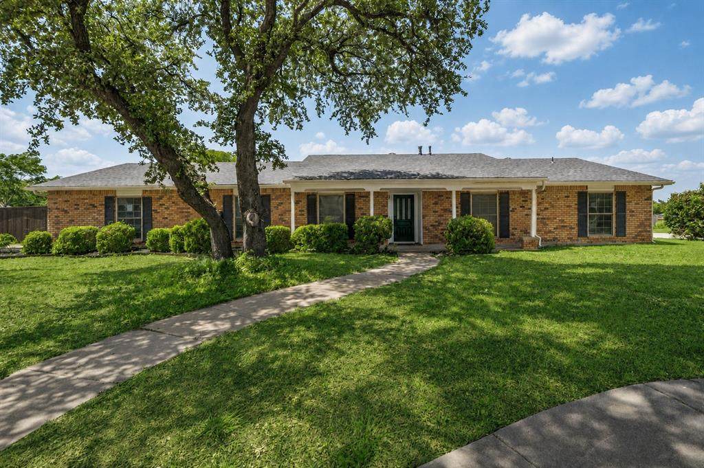4931 Colony Boulevard - Photo 1