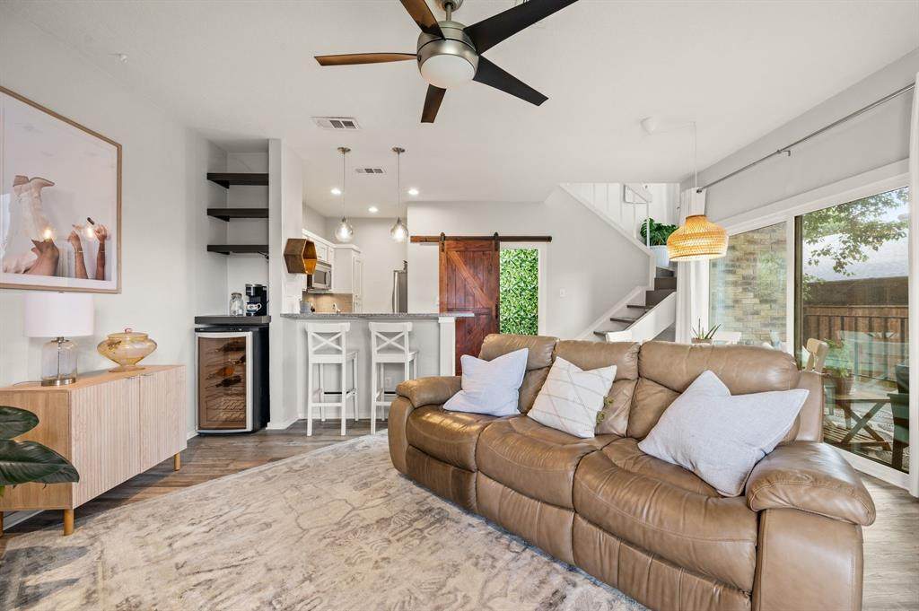 5740 Martel Avenue - Photo 1