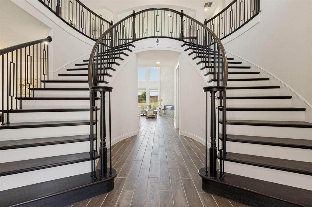 6008 Noyon Drive - Photo 1