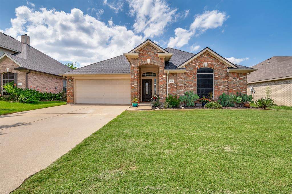 902 Cutting Horse Drive - Photo 1