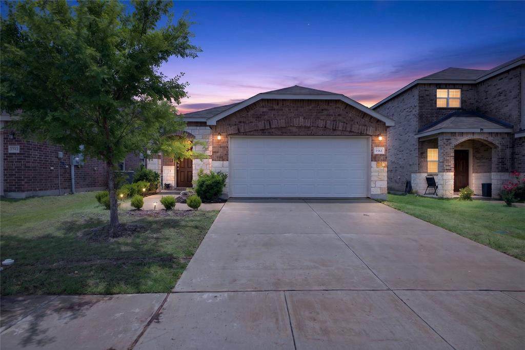1512 Vega Drive - Photo 1