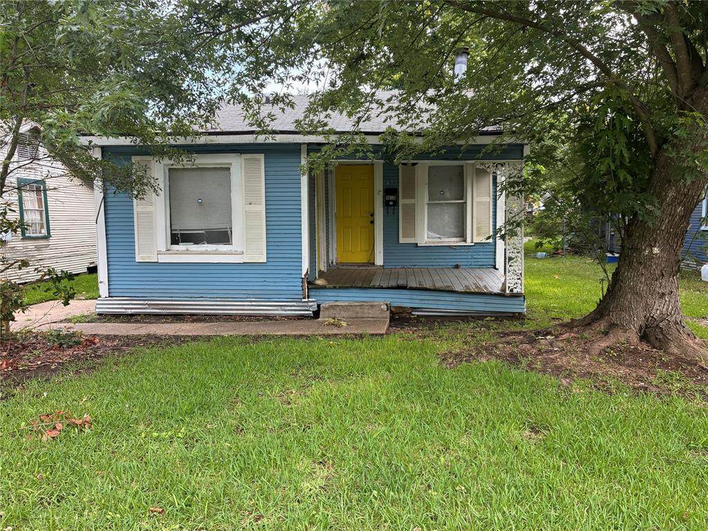 1435 Natalie Street - Photo 1