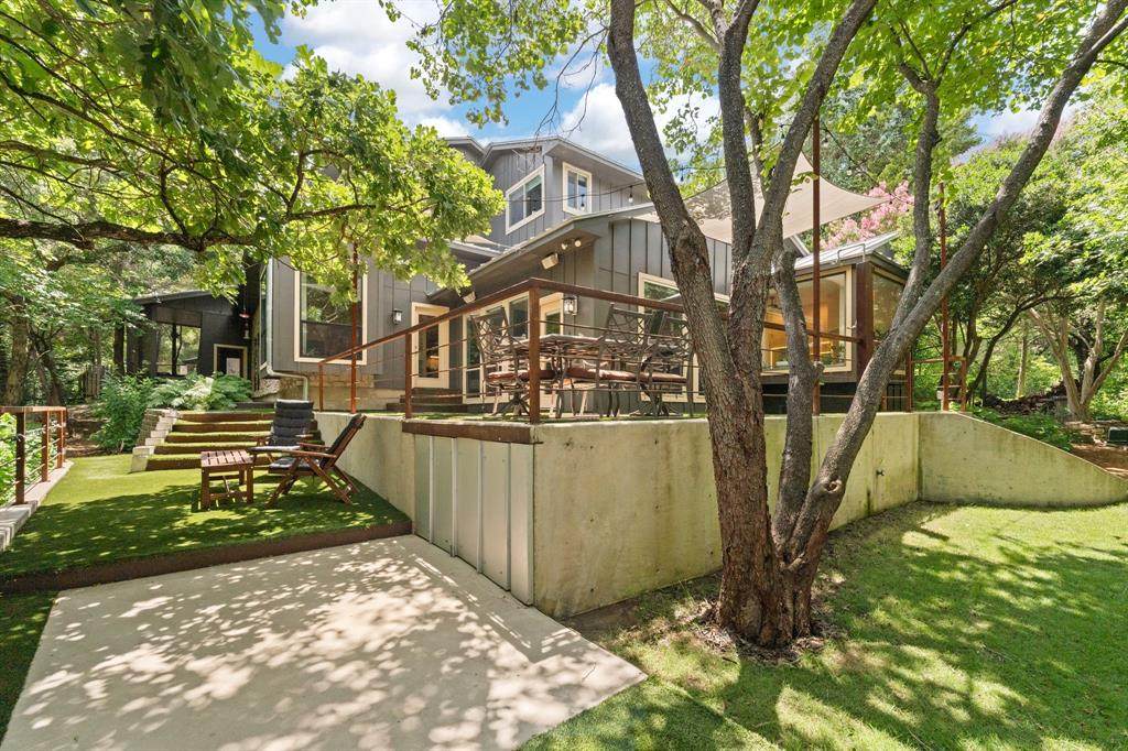 613 Armadillo Court - Photo 1