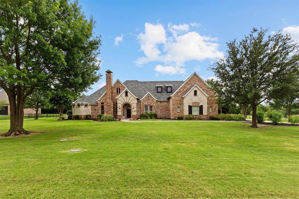 3063 Cedar Trail - Photo 1