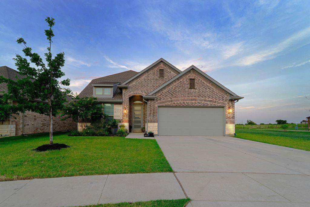 1120 Stallion Lane - Photo 1