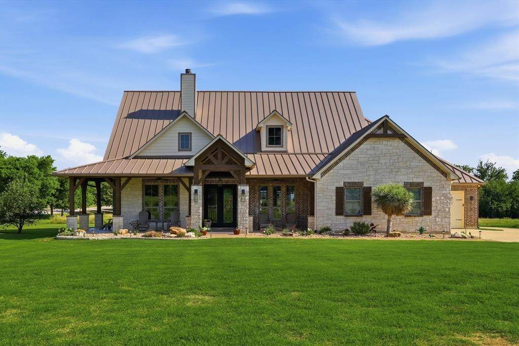 800 Stonewood Boulevard - Photo 1