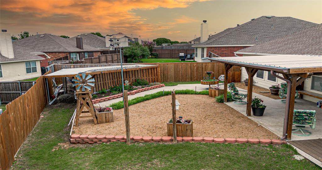 2819 Arabian Lane - Photo 1