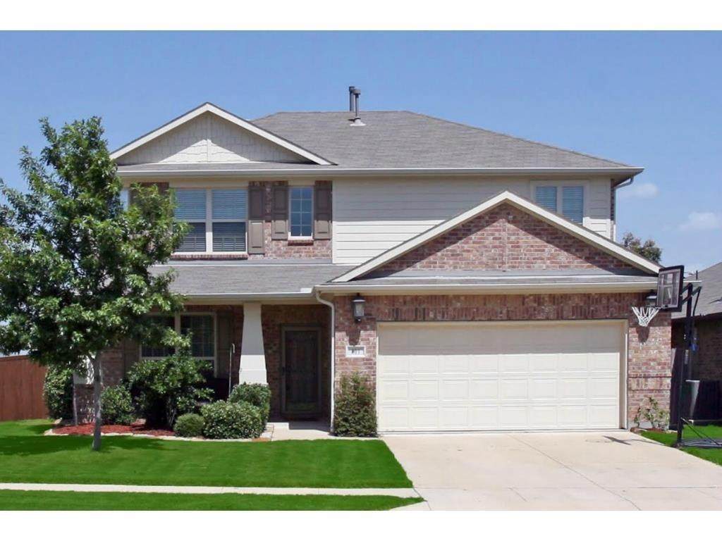 401 Bluefinch Drive - Photo 1