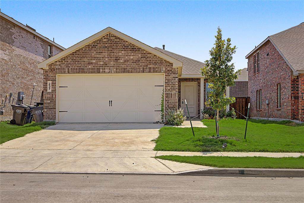 237 Ashbrook Street - Photo 1