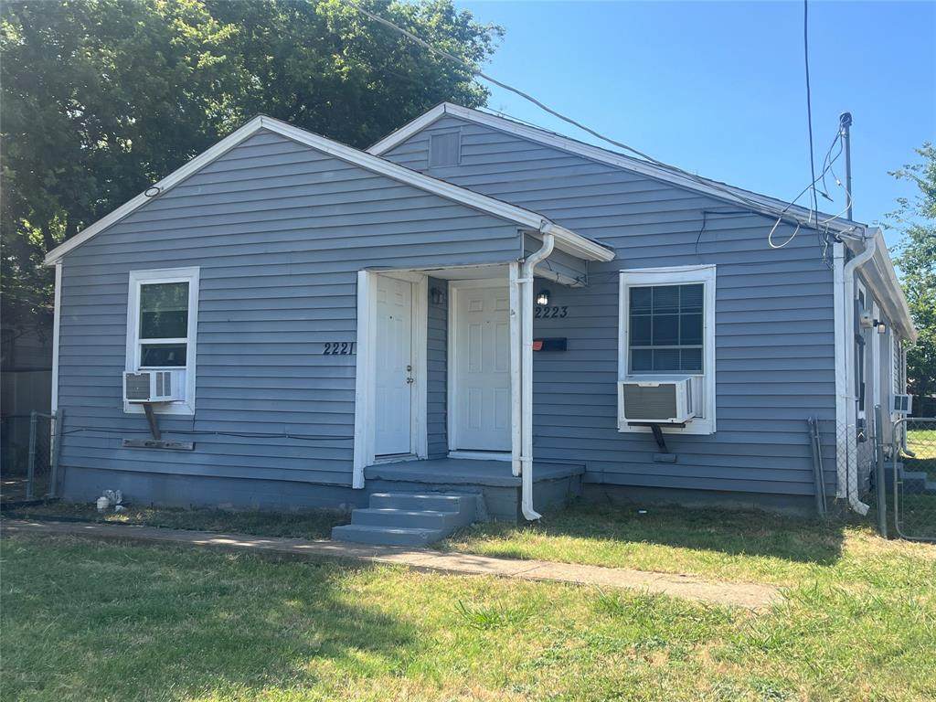 2223 Houston Street - Photo 1