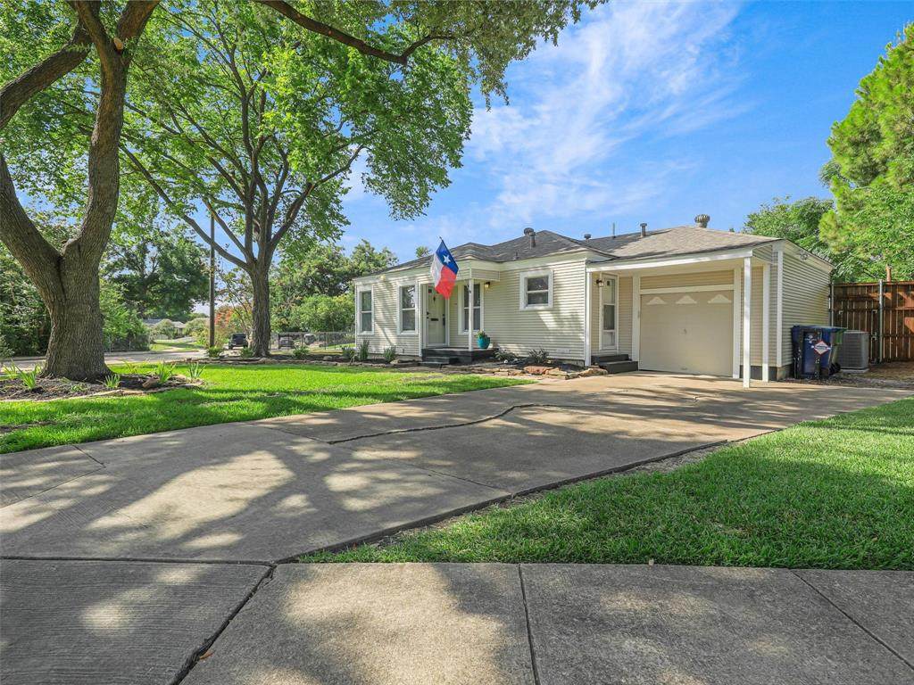 1502 Resistol Road - Photo 1