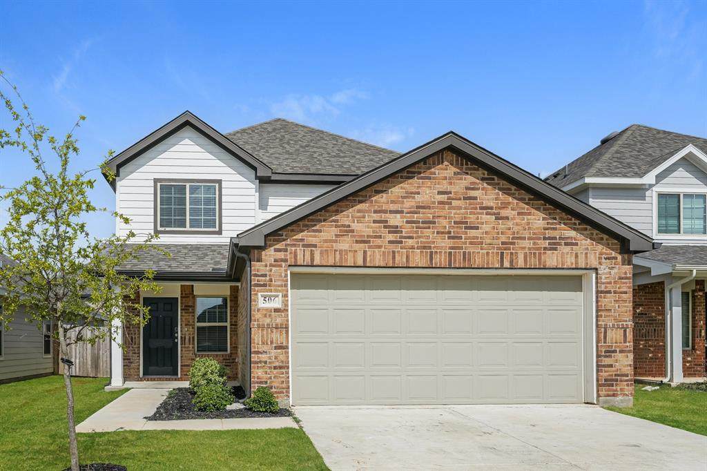 506 Sussex Place - Photo 1
