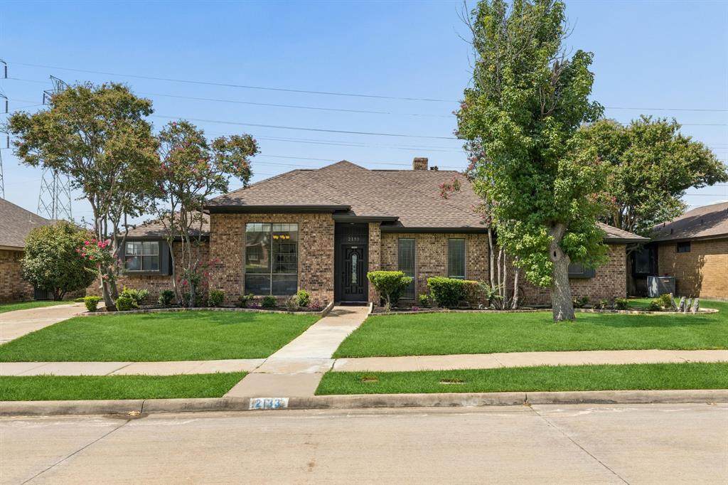 2133 Hunters Ridge - Photo 1