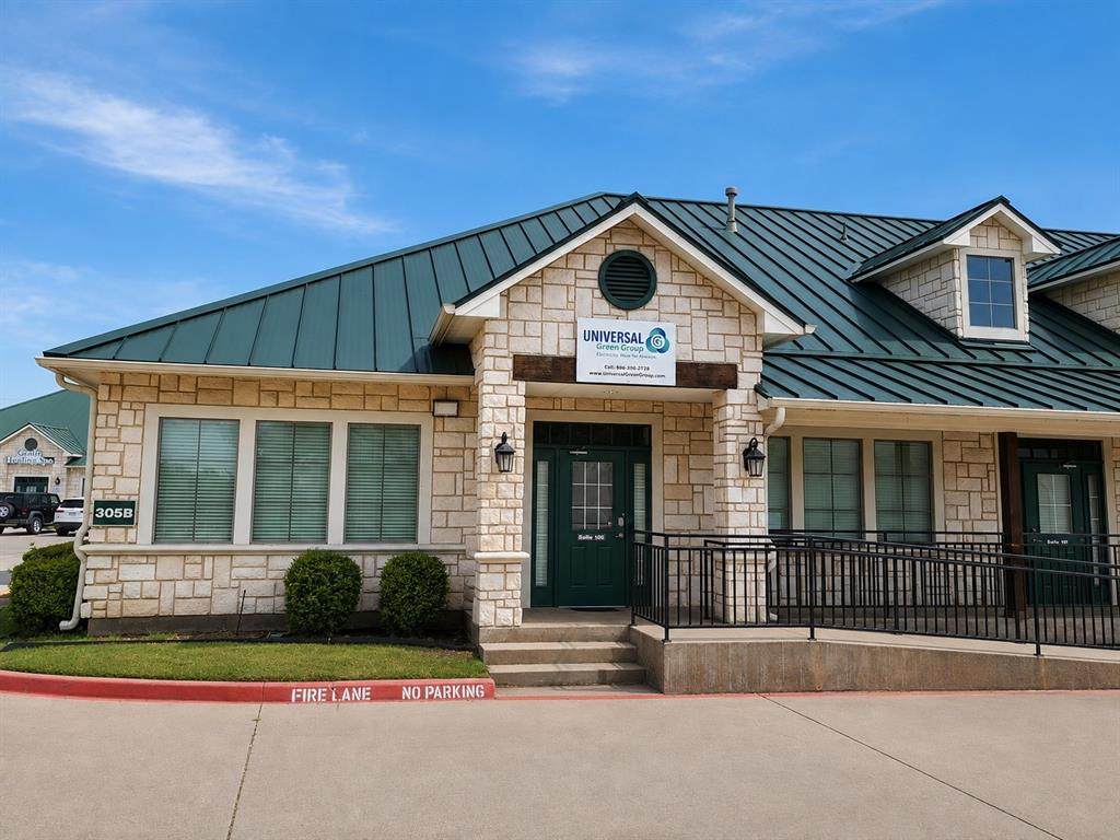 305 Spring Creek Parkway - Photo 1