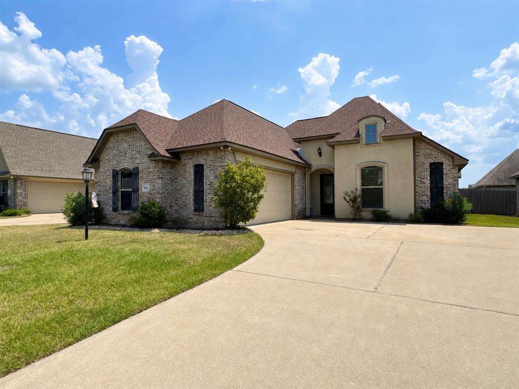 922 Antler Drive - Photo 1