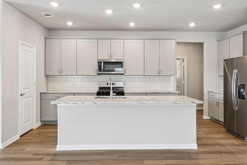 2112 Santa Anita Street - Photo 1