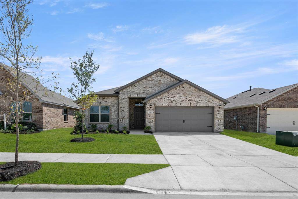 15012 Amantes Avenue - Photo 1