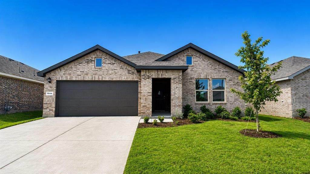 1044 Foxburg Drive - Photo 1